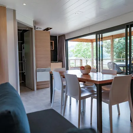 Grand Familial פיג'אק